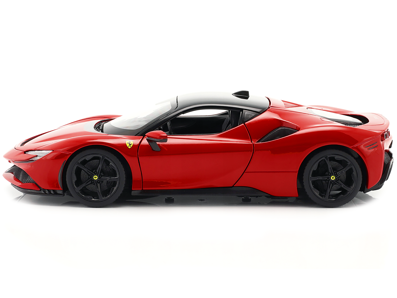 Ferrari SF90 Stradale Red with Black Top 1/18 - Image 4