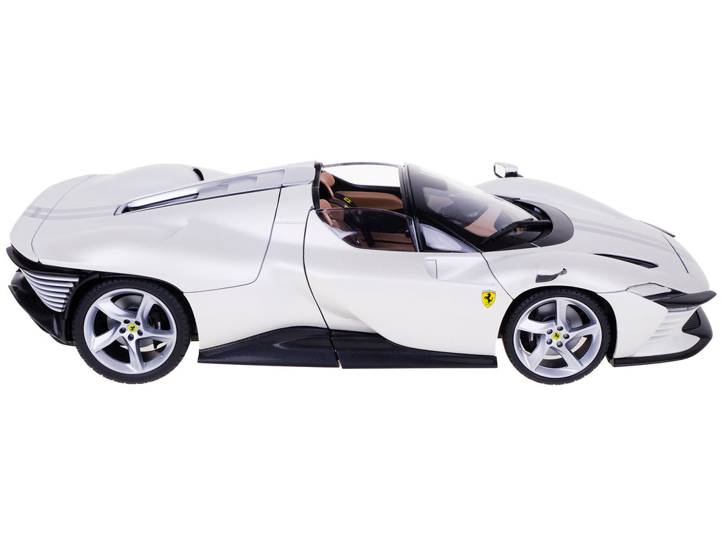 Ferrari Daytona SP3 White Metallic with Silver Stripes "" 1/18 - Image 3