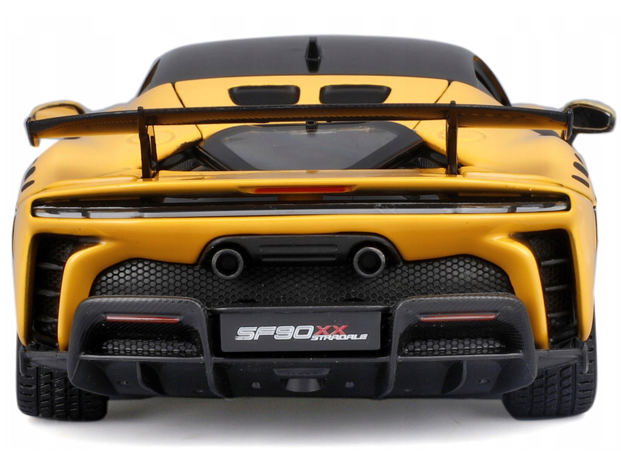 Ferrari SF90 XX Stradale Yellow with Black Top 1/24 - Image 5