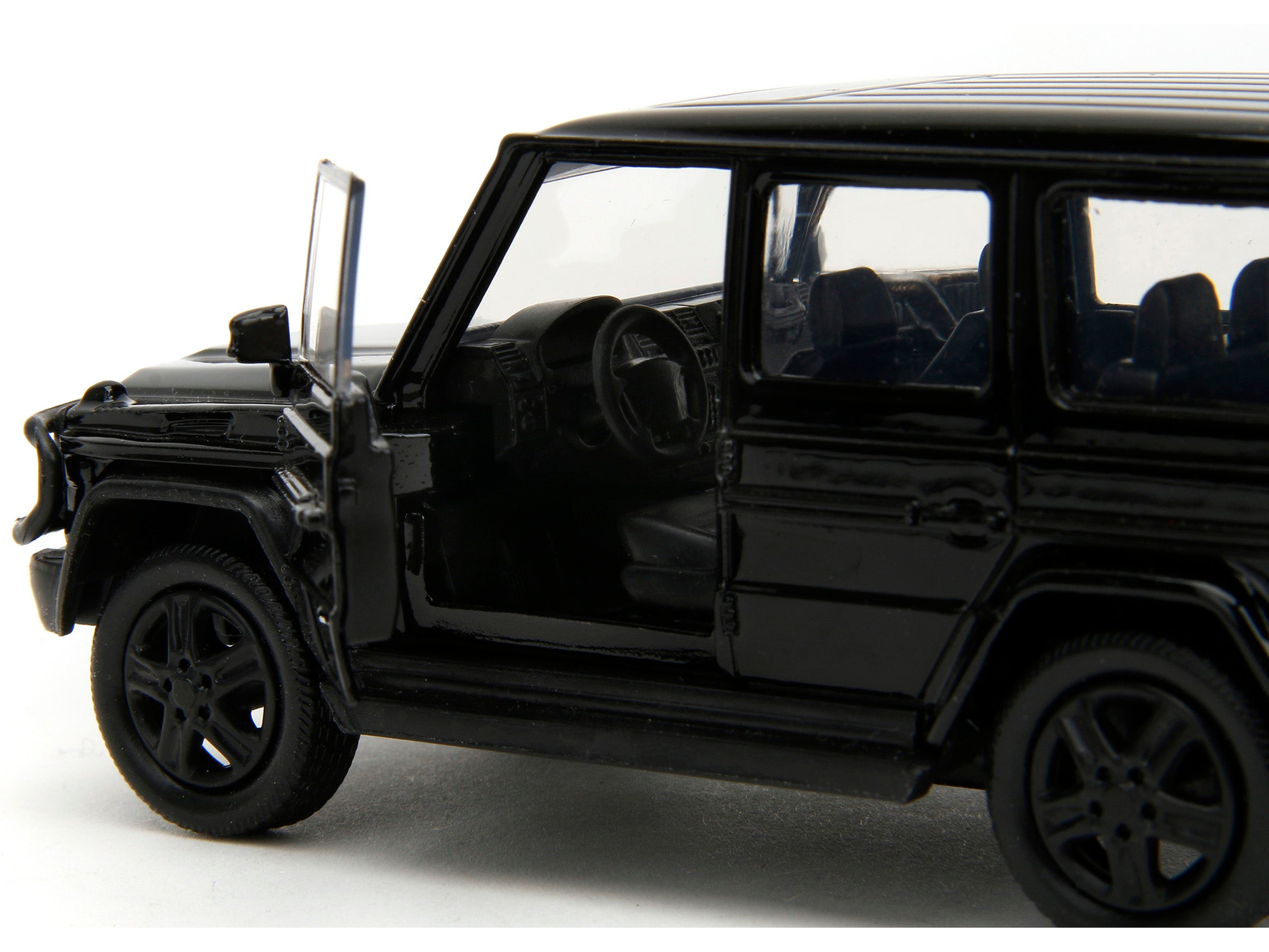 Mercedes-Benz G-Class 4x4 Black 1/32 - Image 3
