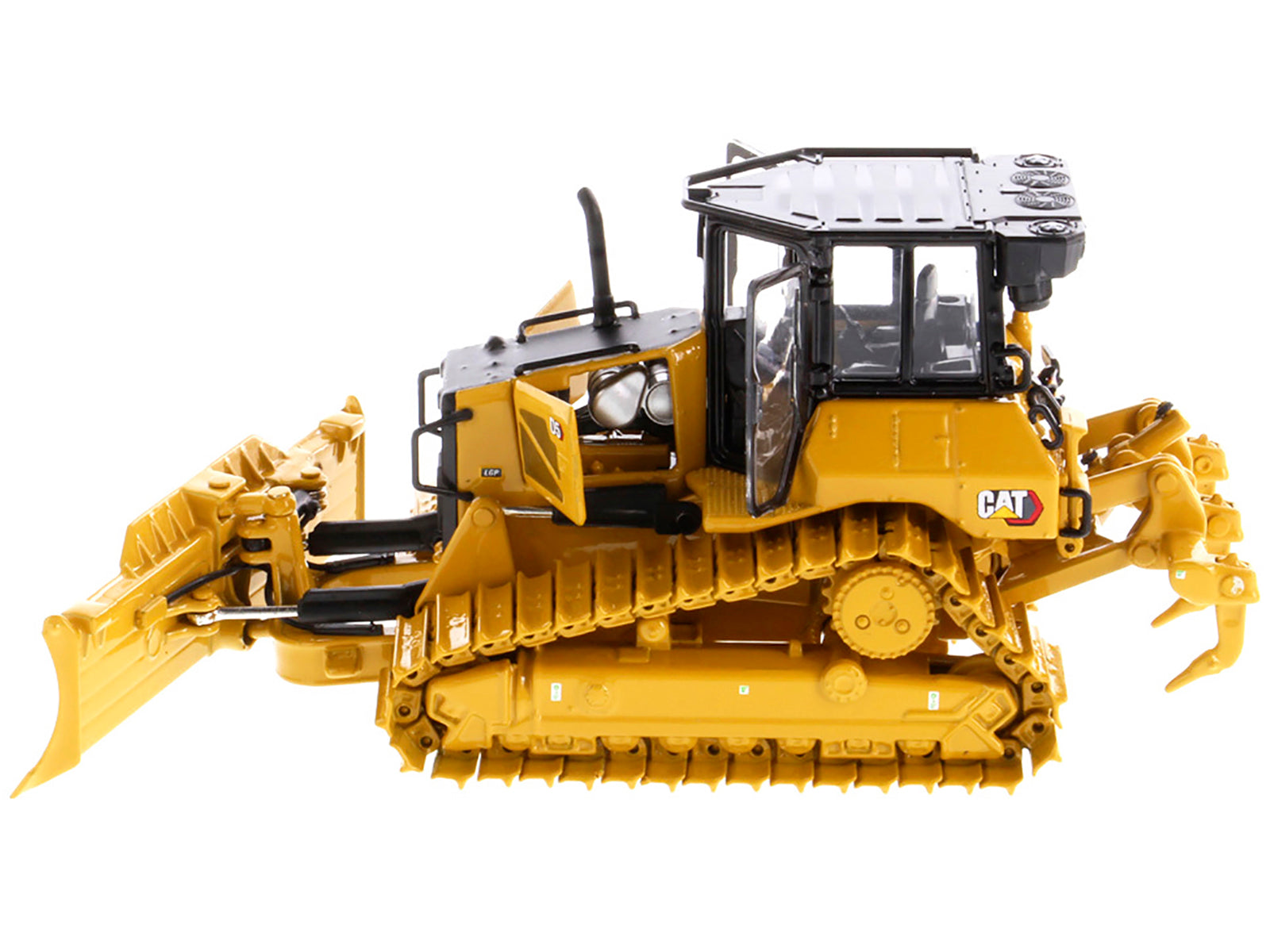 CAT Caterpillar D5 LGP VPAT Track Type Tractor Dozer Yellow with Operator 1/50 - Image 2