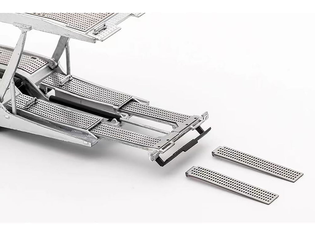 Mercedes-Benz Actros Auto Transporter White 1/64 - Image 3