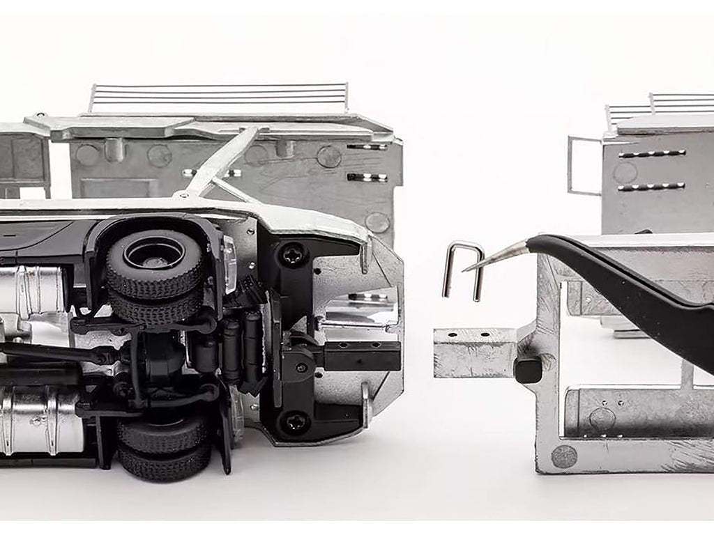Mercedes-Benz Actros Auto Transporter White 1/64 - Image 5