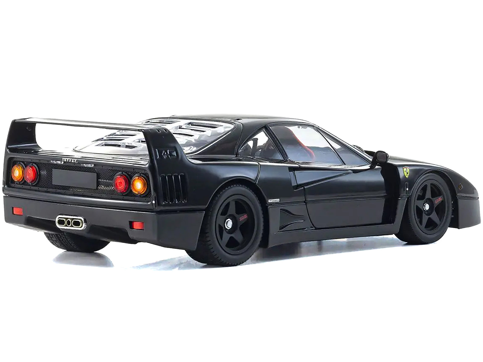 Ferrari F40 Black 1/18 - Image 4