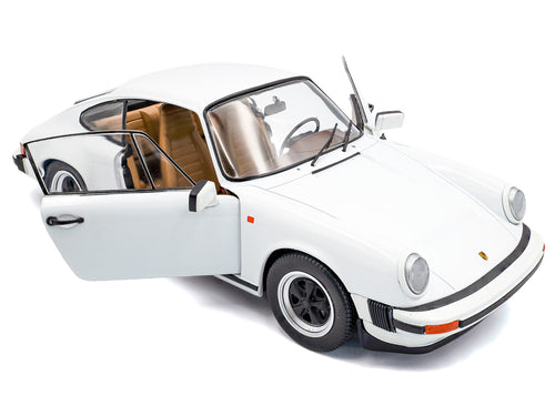 1974 Porsche 911 (930) 3.0 SC Grand Prix White 1/18 - Image 2